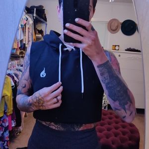 Ryderwear sleeveless cropped hoodie Sz s